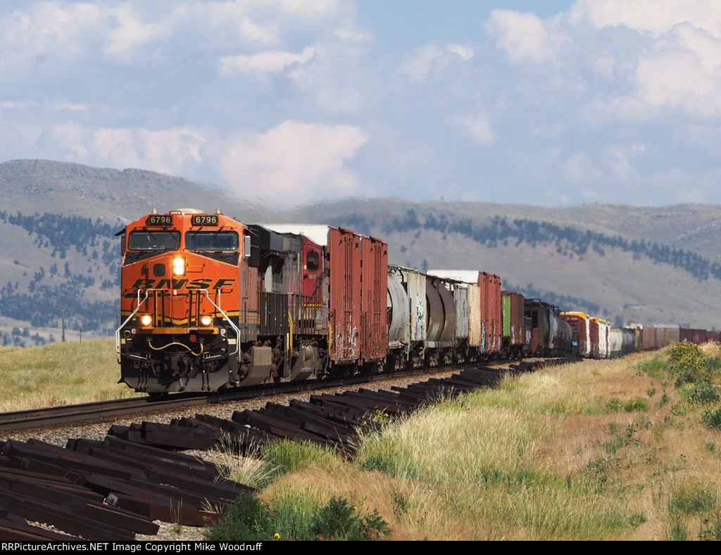 BNSF 6796